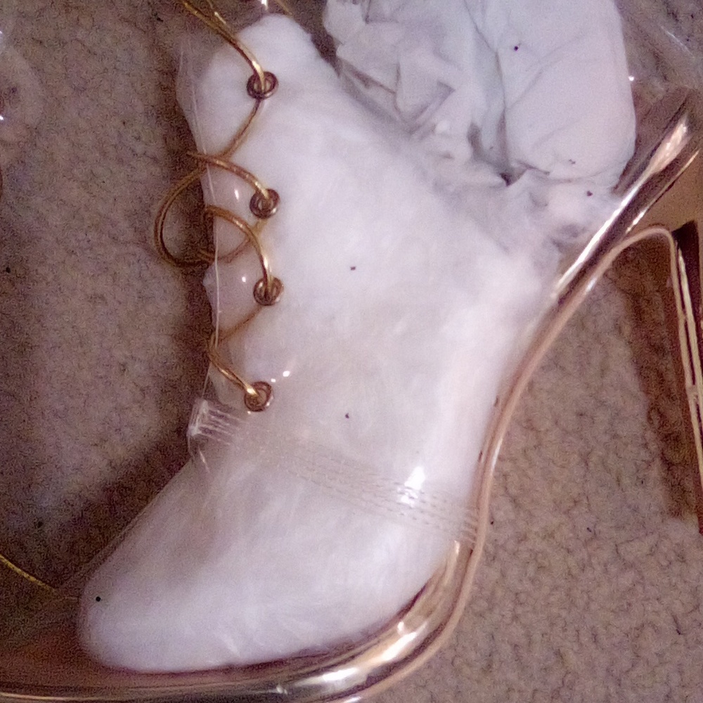 BOOTIES - Picture 3 of 4